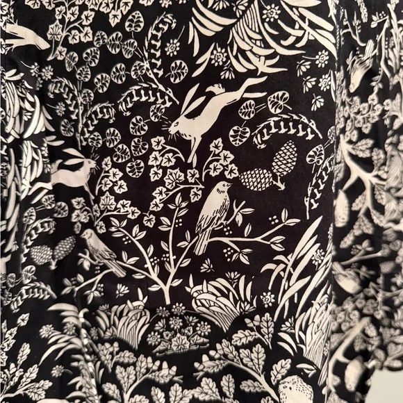 Old Navy Printed Tanks Woven Bunnies & Birds - Picture 5 of 8